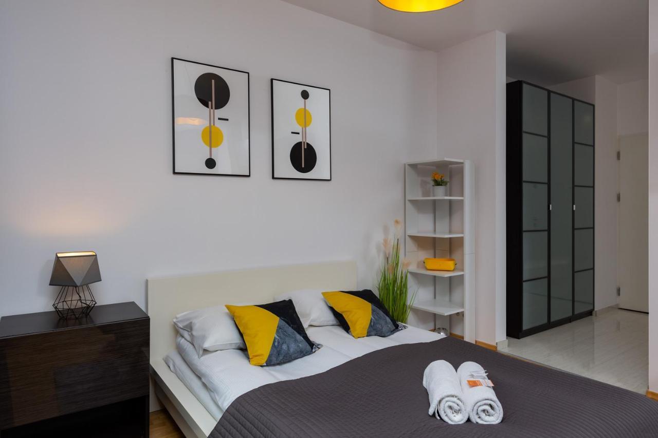 Kolejowa Apartments Warsaw By Noclegi Renters Екстер'єр фото