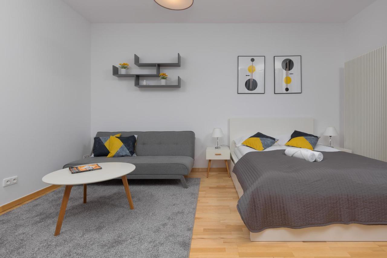 Kolejowa Apartments Warsaw By Noclegi Renters Екстер'єр фото
