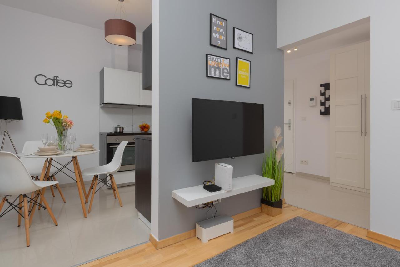 Kolejowa Apartments Warsaw By Noclegi Renters Екстер'єр фото